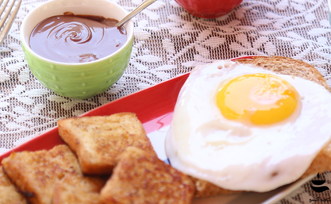 صبحانه شیرین همراه با نیمرو